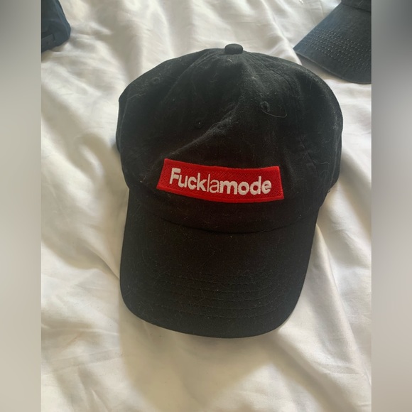 Funny F*** la Mode Hat - Picture 1 of 2